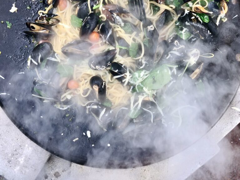 Spagetti vongole med blåmusslor