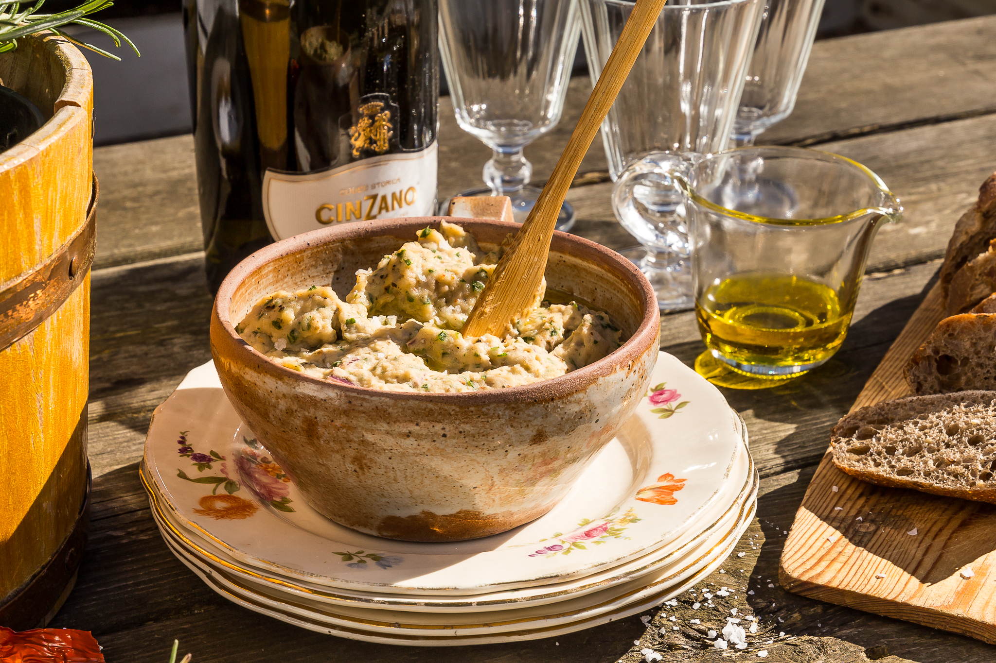 Italiensk böndipp med canellini & persilja