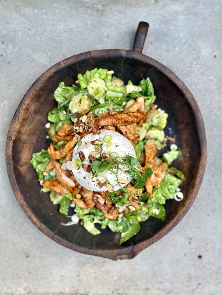 Kycklingsallad med burrata & färskpotatis