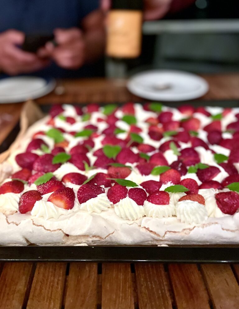 Pavlova i långpanna