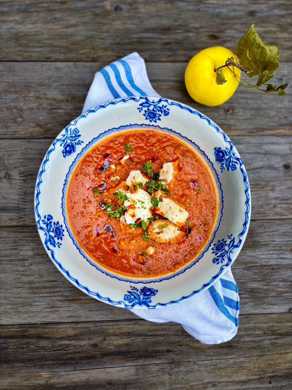 Rostad tomatsoppa med musselpulver