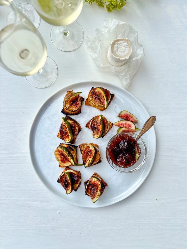 BRÄNDA FIKON MED CHÈVRE