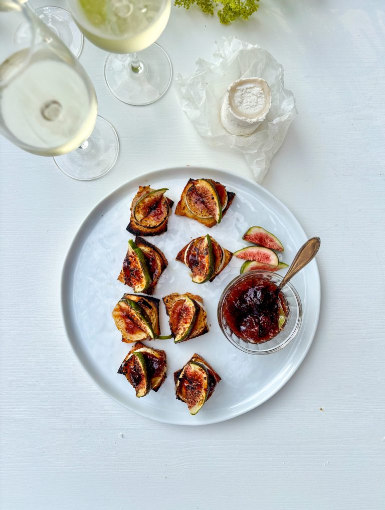 BRÄNDA FIKON MED CHÈVRE