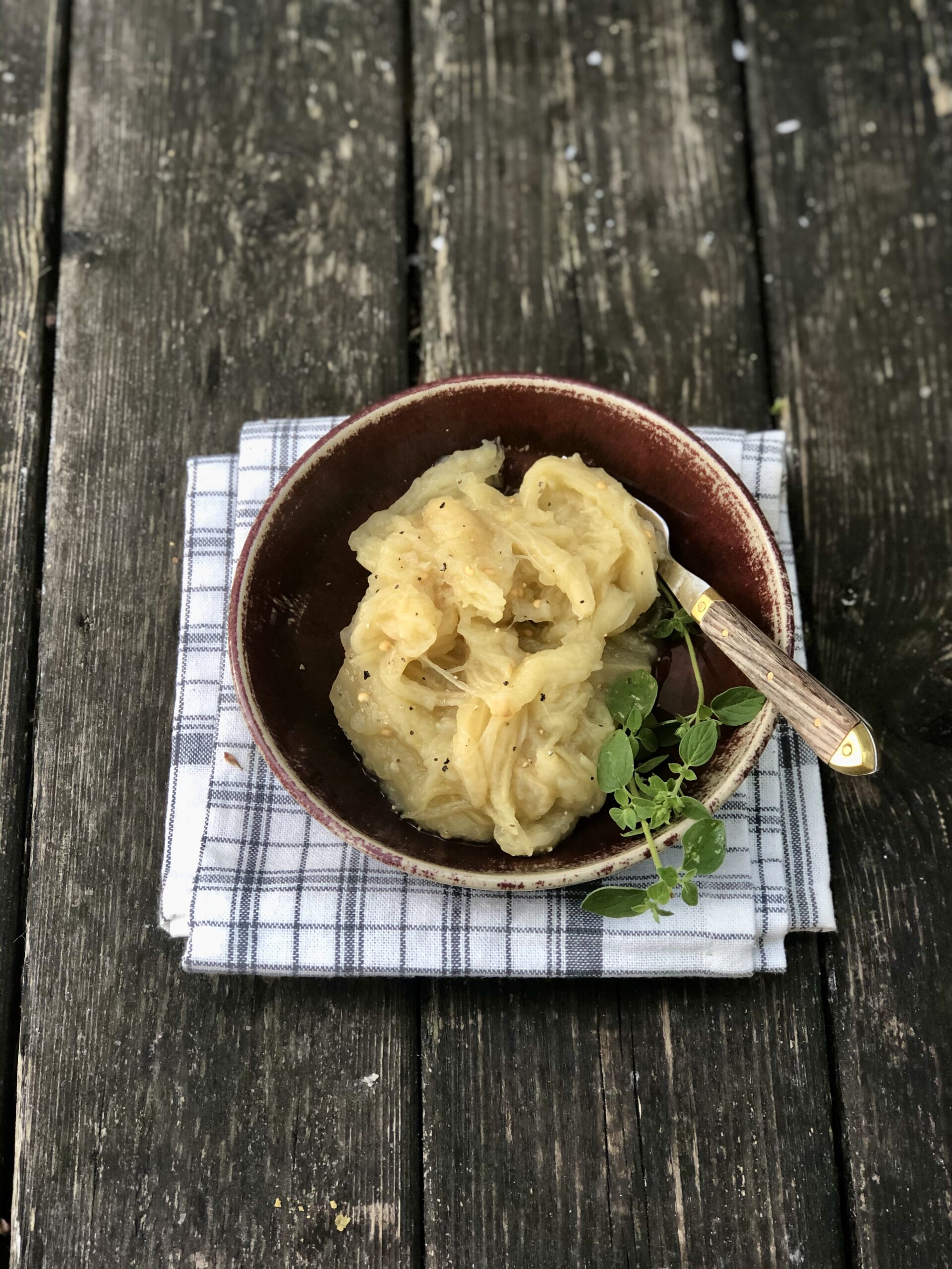 Grillad aubergineröra